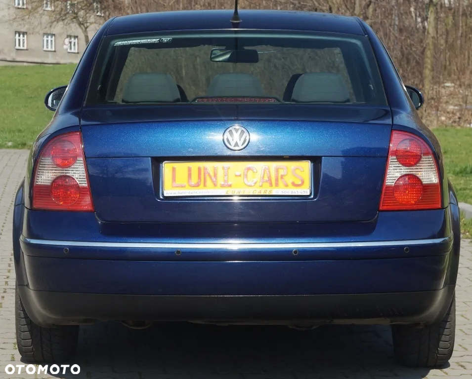 Volkswagen Passat - 24