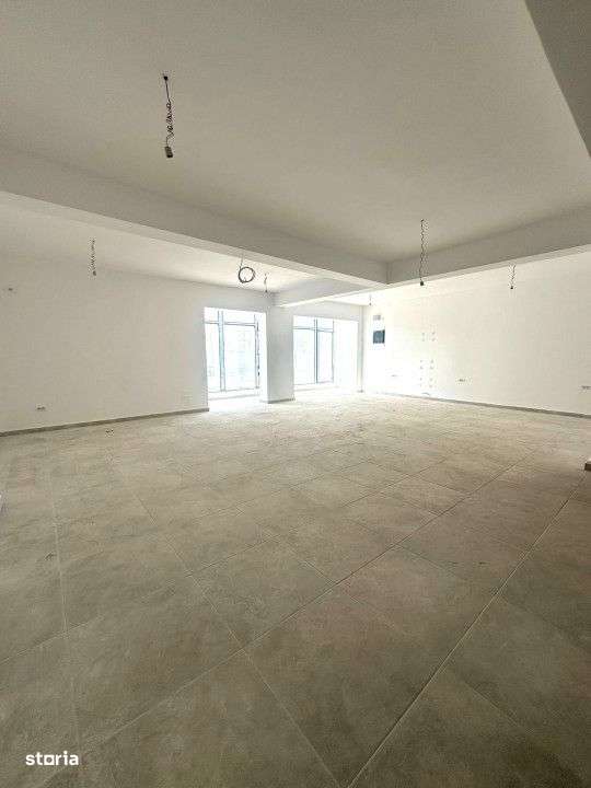 Vanzare Spatiu Comercial /Bragadiru strada Crisul Repede - Imagine principală: 5/5