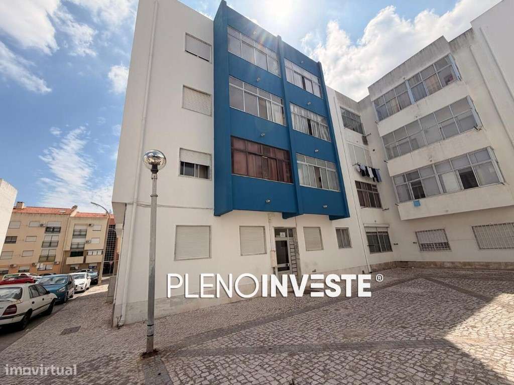 T2 remodelado com arrecadação na Baixa da Banheira-10