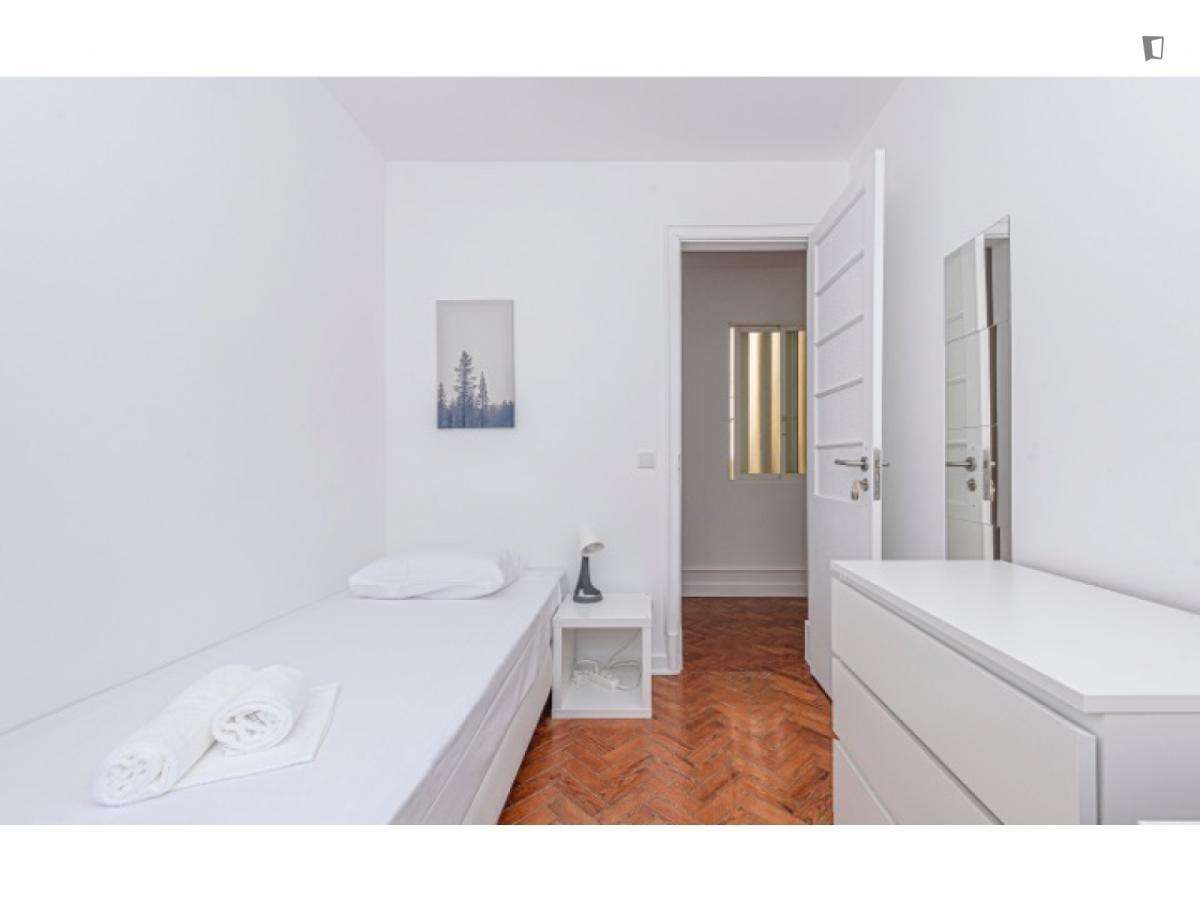 Quarto - localizado em Lapa Lisbon - Grande imagem: 3/10