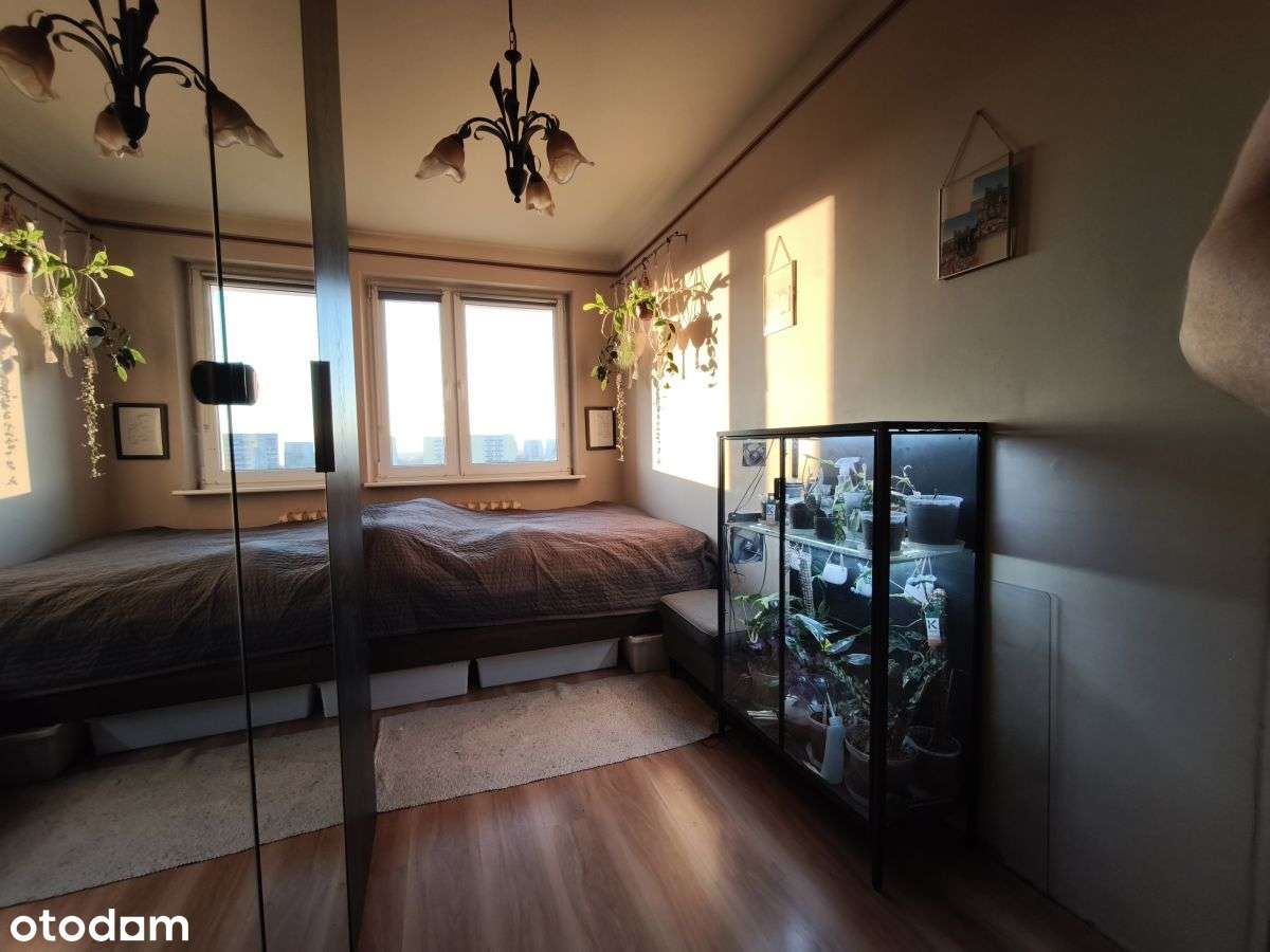 Sprzedam mieszkanie 4 pokojowe na Os. Sobieskiego-8