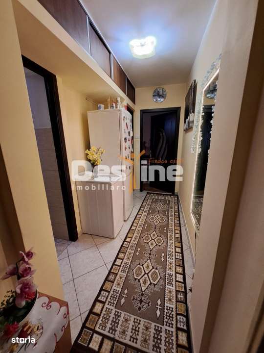 MIRCEA CEL BATRAN, Apartament 2 camere, nedecomandat, 83.600 Euro - Imagine principală: 3/8