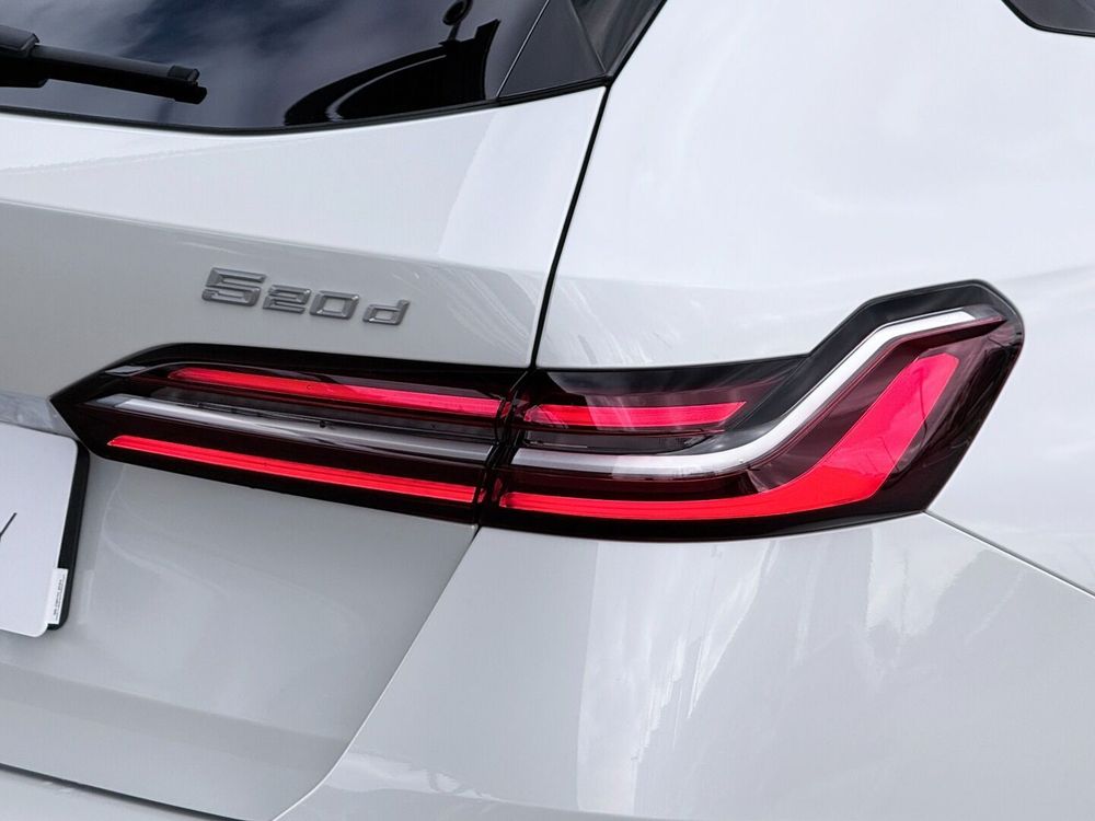 BMW Seria-5 520D Xdrive MHEV M Sport 2025 — zdjęcie 2