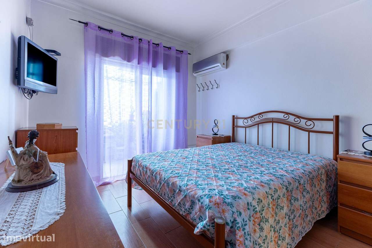 Apartamento T3 em Amora, Seixal-16