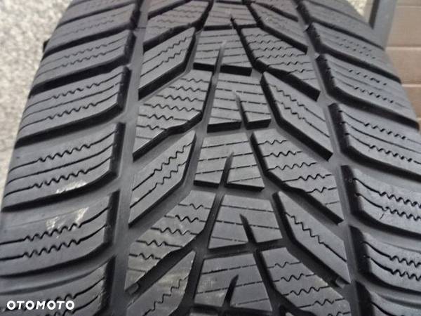 225/45/R18 95V HANKOOK WINTER I CEPT EVO 3 - 1