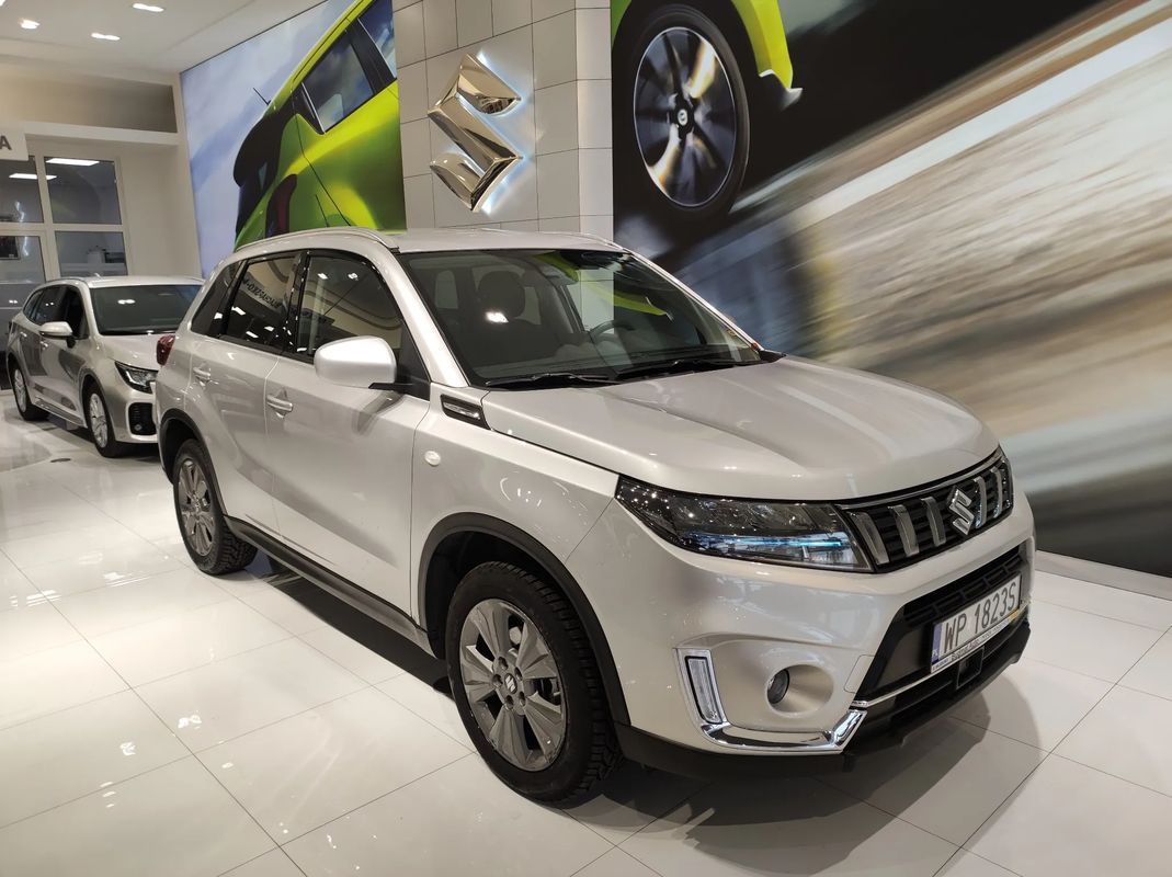 Suzuki Vitara FL 129KM Premium Alu/Led/Climatronic/Tablet