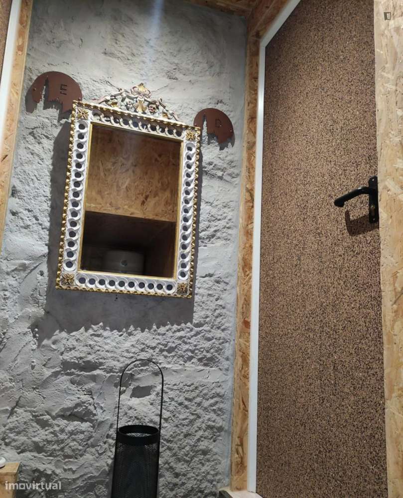 Estúdio - localizado em Santo Ildefonso Porto - Grande imagem: 3/10