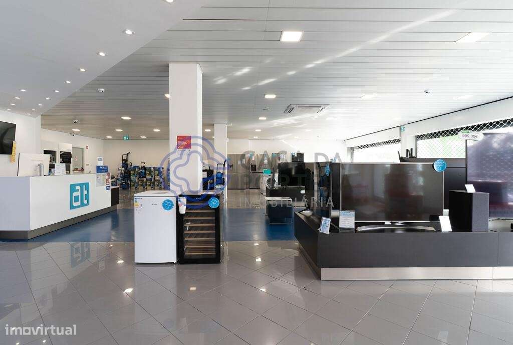 Venda Lojas Comerciais, Armazéns e Escritórios – Leça da Palmeira - Grande imagem: 2/34