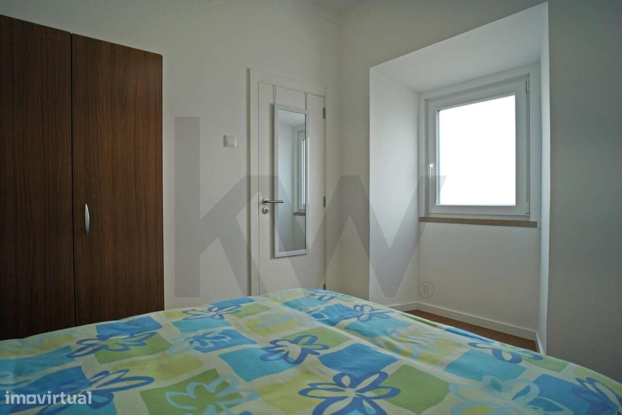 Moradia em banda, térrea, T2 totalmente renovada - Grande imagem: 4/17