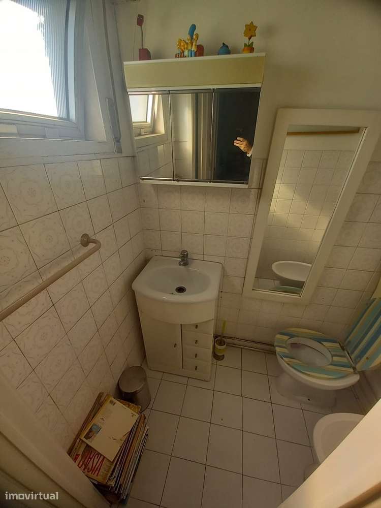 T3+1 | 110m2 | Av. 25 de Abril, Cacilhas | Com vista de Rio-31