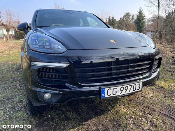 Porsche Cayenne S Diesel Platinum Edition - 4