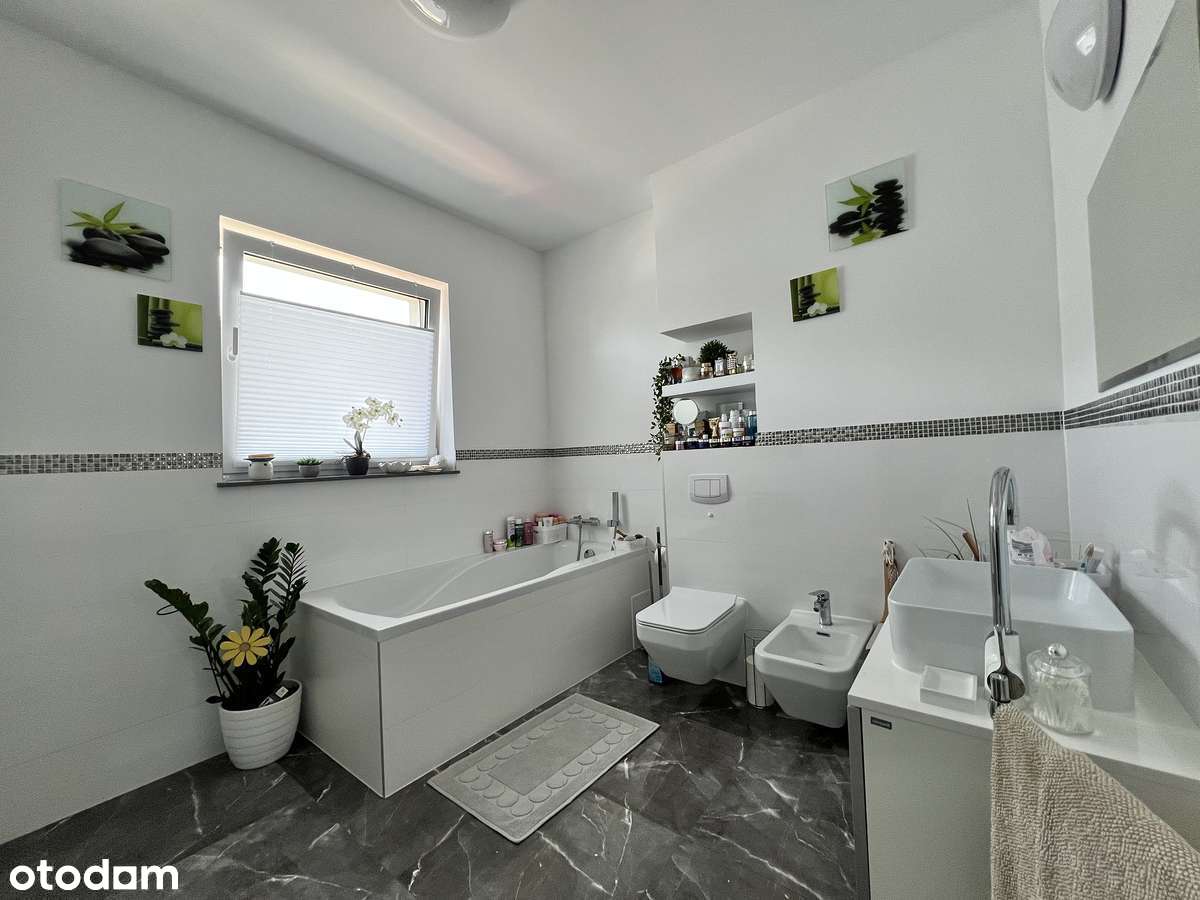 Atrakcyjny dom z ogrodem w zabudowie szeregowej Świnoujście-11