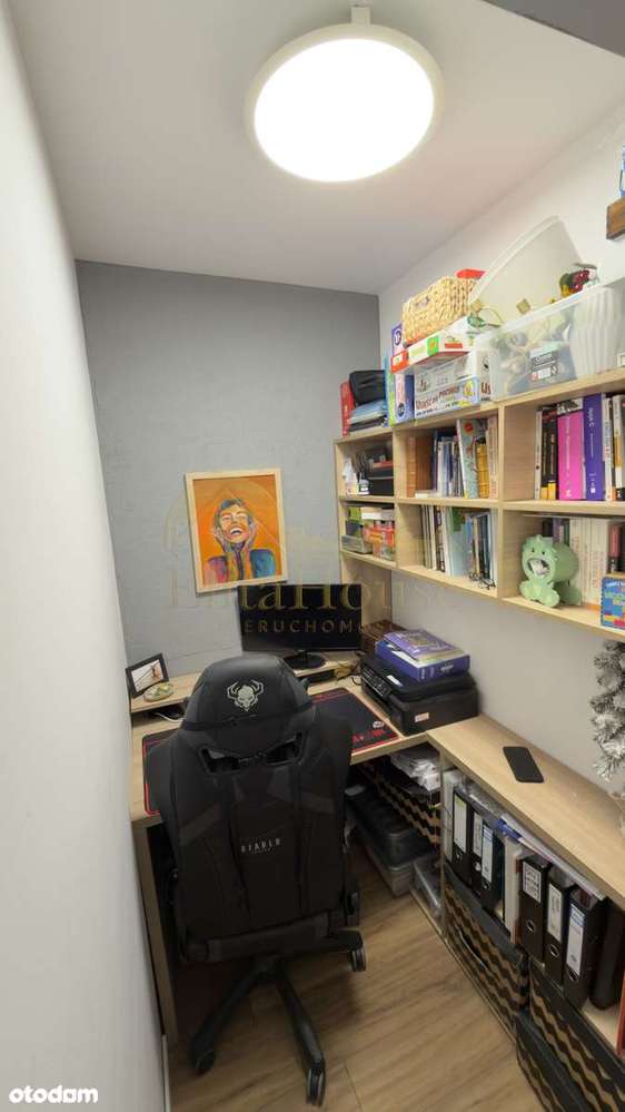 Nowoczesny dom z fotowoltaiką, biurem i garderobą – Pyskowice-13