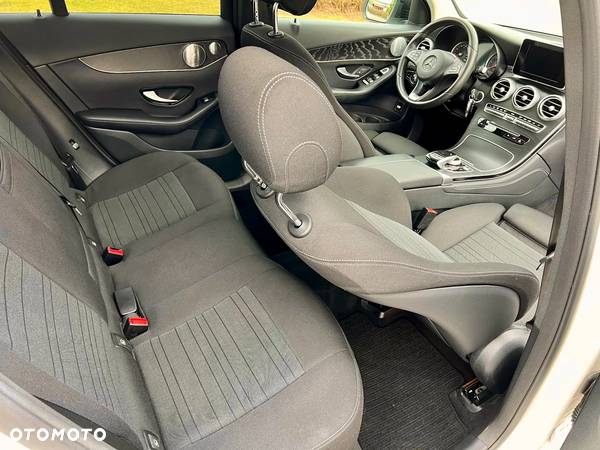 Mercedes-Benz GLC 350 d 4Matic 9G-TRONIC Exclusive - 33