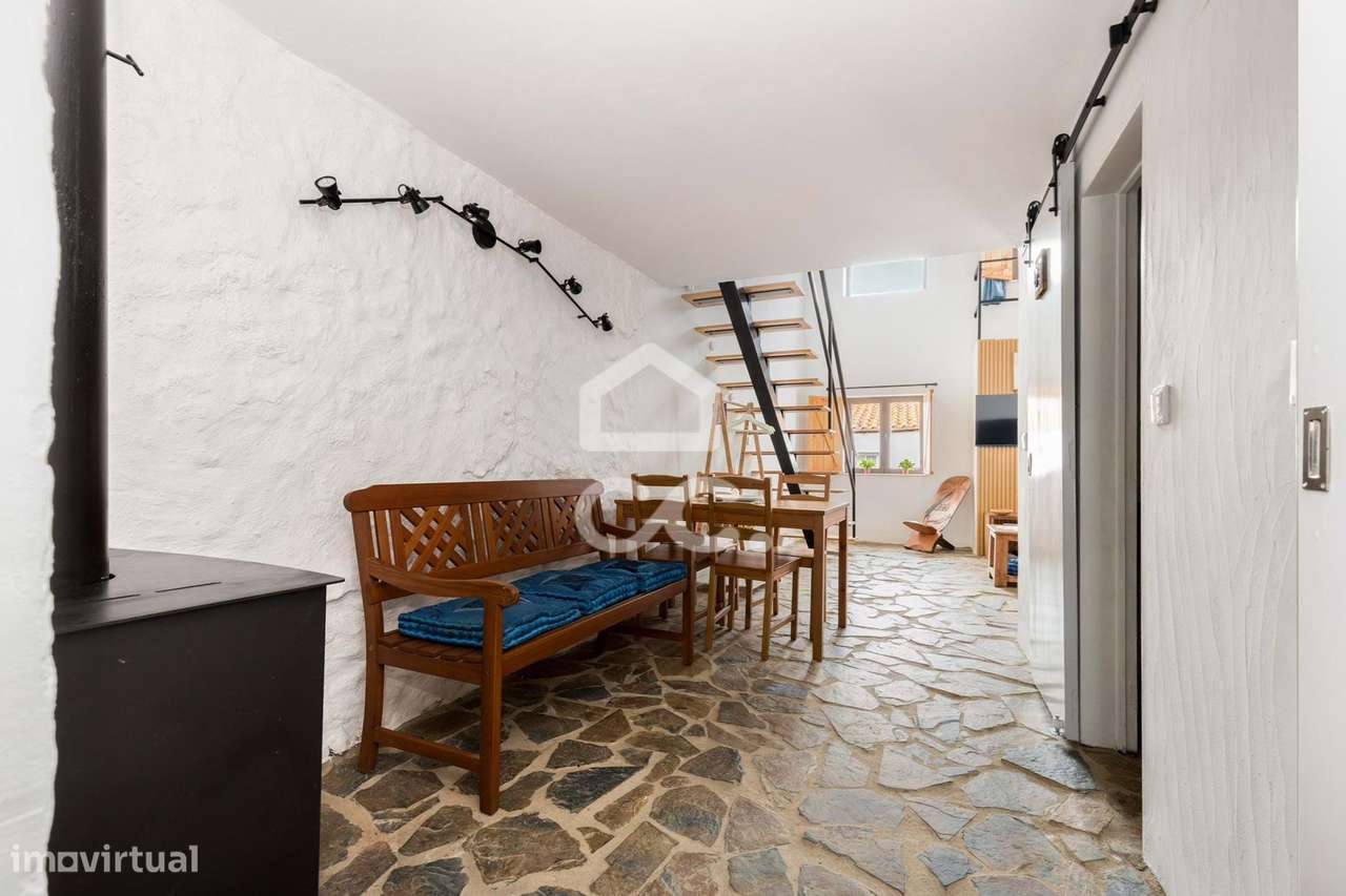 Moradia T1 Moderna e Renovada c/ Varanda | Portel-8