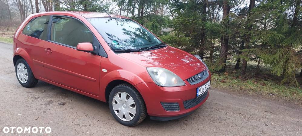 Ford Fiesta 1.4 TDCi - 11