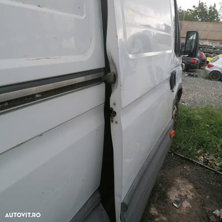 Dezmembrari  Iveco DAILY 3  1997  > 2007 35 S 11,35 C 11 (A2FC13AA, A - 22