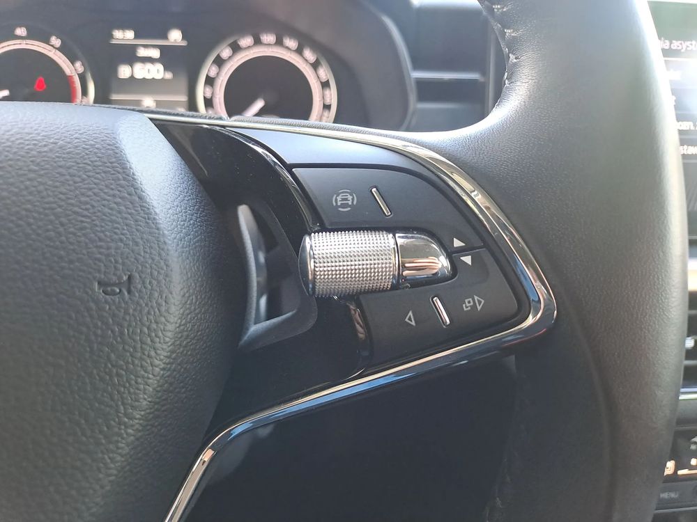 SKODA SCALA 1,0 TSI 110KM STYLE Kamera SmartLink Grzane Fotele ASO PL VAT23%