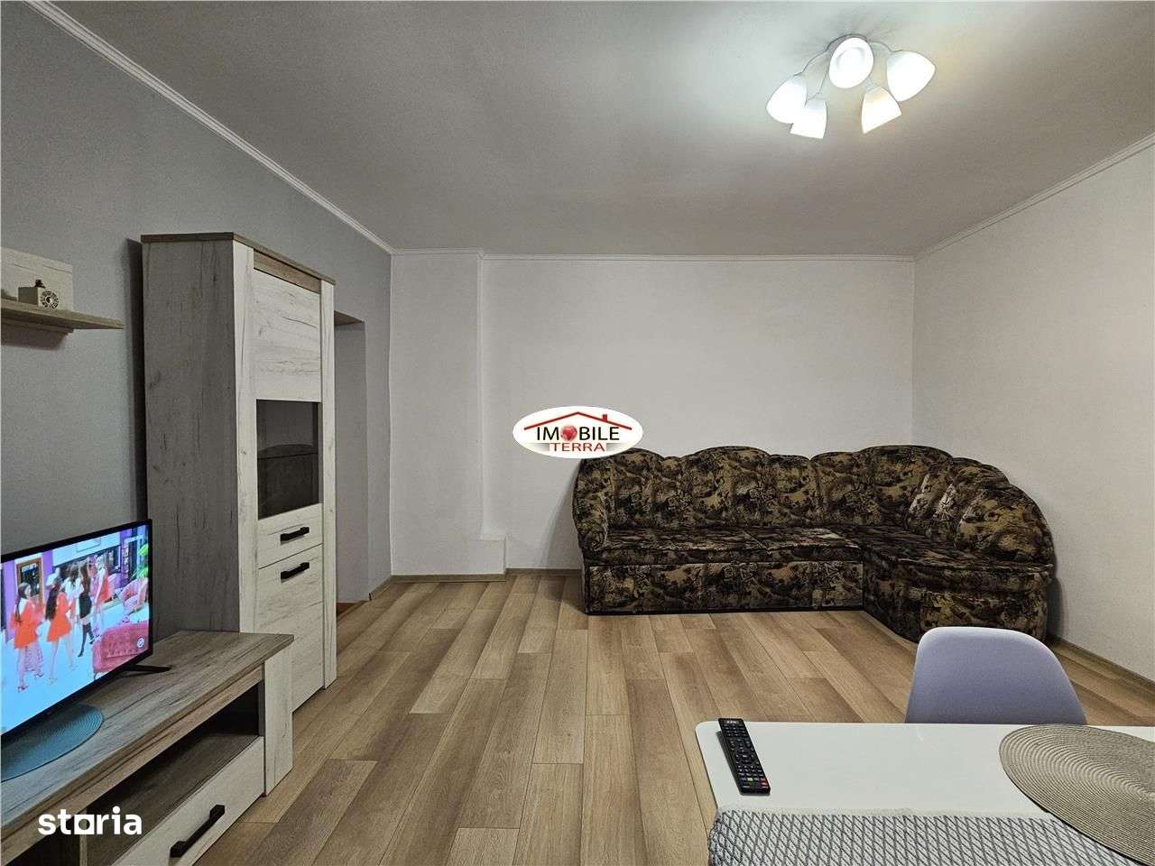 Apartament mobilat la etajul 1 in orasul de jos strada 9 Mai - Sibiu-4