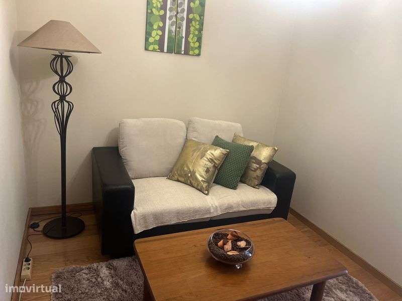 T2 na Rua de Santa Luzia,Porto - Grande imagem: 5/12