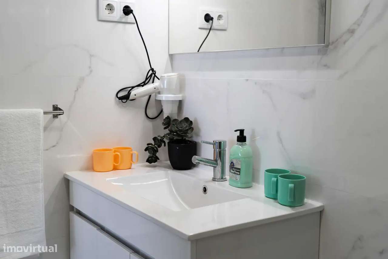 Apartamento T0 para arrendar em Cedofeita - Grande imagem: 3/16