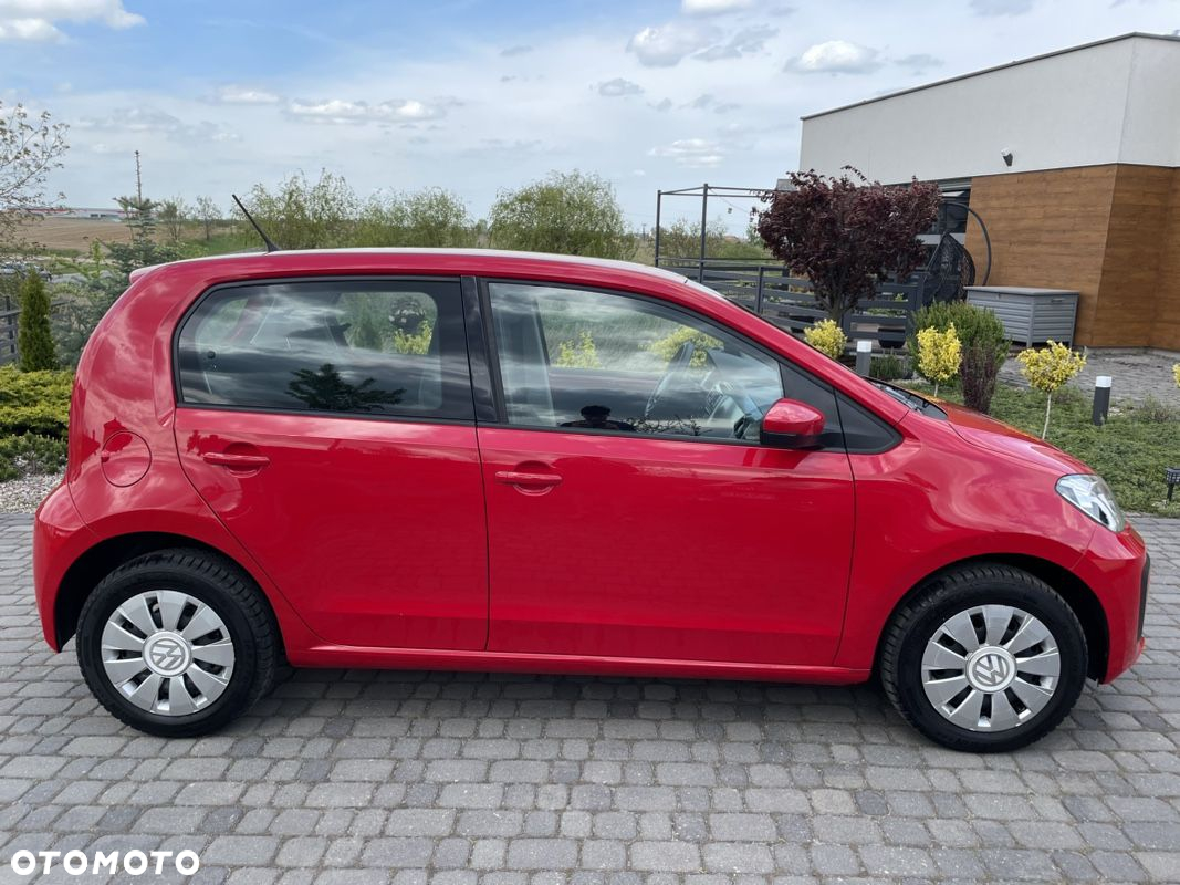 Volkswagen up! (BlueMotion Technology) move - 3