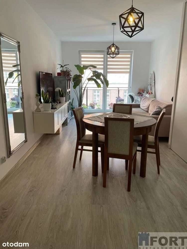 Kawalerka przy Zwycięzców, 2 piętro-4