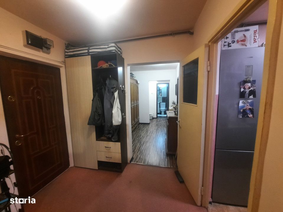 Apartament 3 camere decomandat Abator