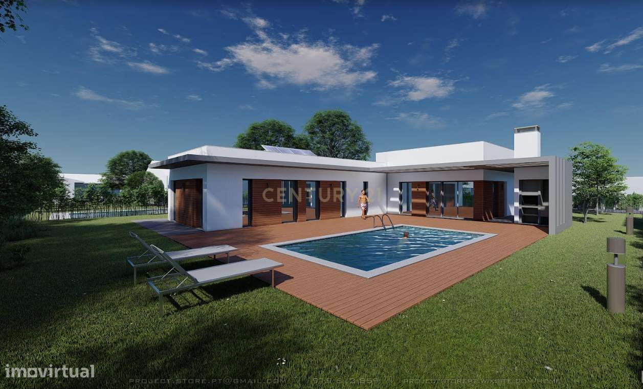 Quinta com 5000 m2  com moradia T4-3