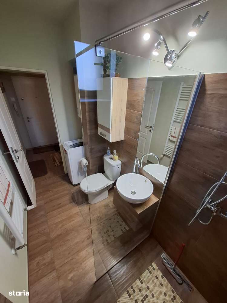 Apartament mobilat si utilat in centrul Orasului - Imagine principală: 4/8