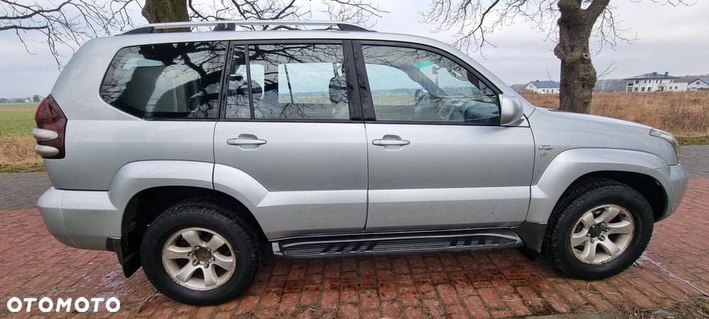 Toyota Land Cruiser 3.0 D Luna Comfort Platinium - 28