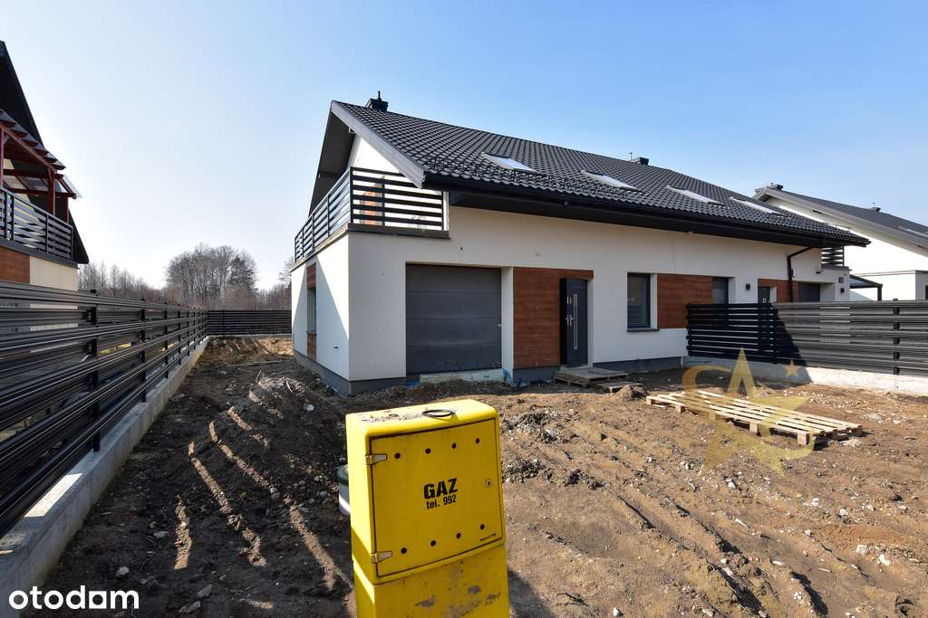 Nowoczesny dom w zabudowie bliźniaczej w Księżynie-0