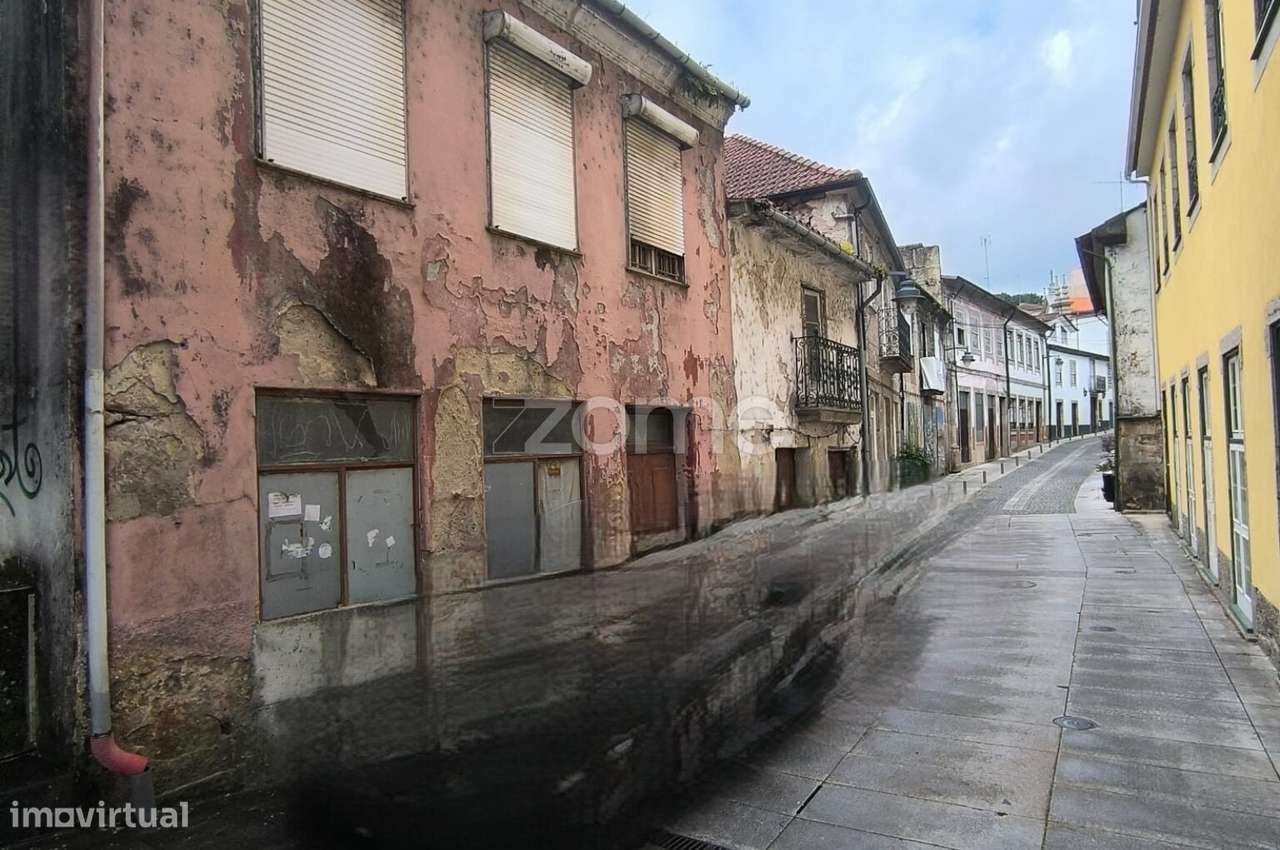 Prédio para remodelação total-4