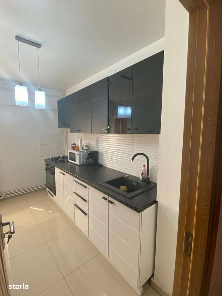 Doua camere decomandate, etajul 2-7