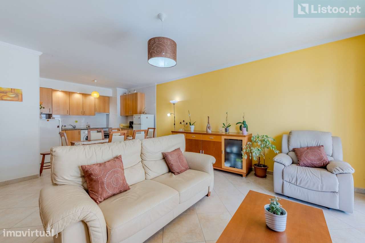 Apartamento T2 com Piscina, Varanda em Portimão-6