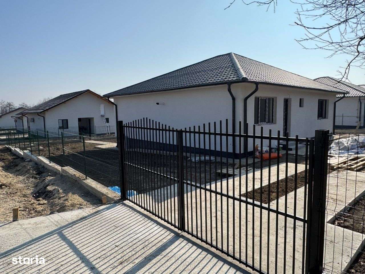 Casă de vânzare ( Mihaesti ) - Imagine principală: 5/6