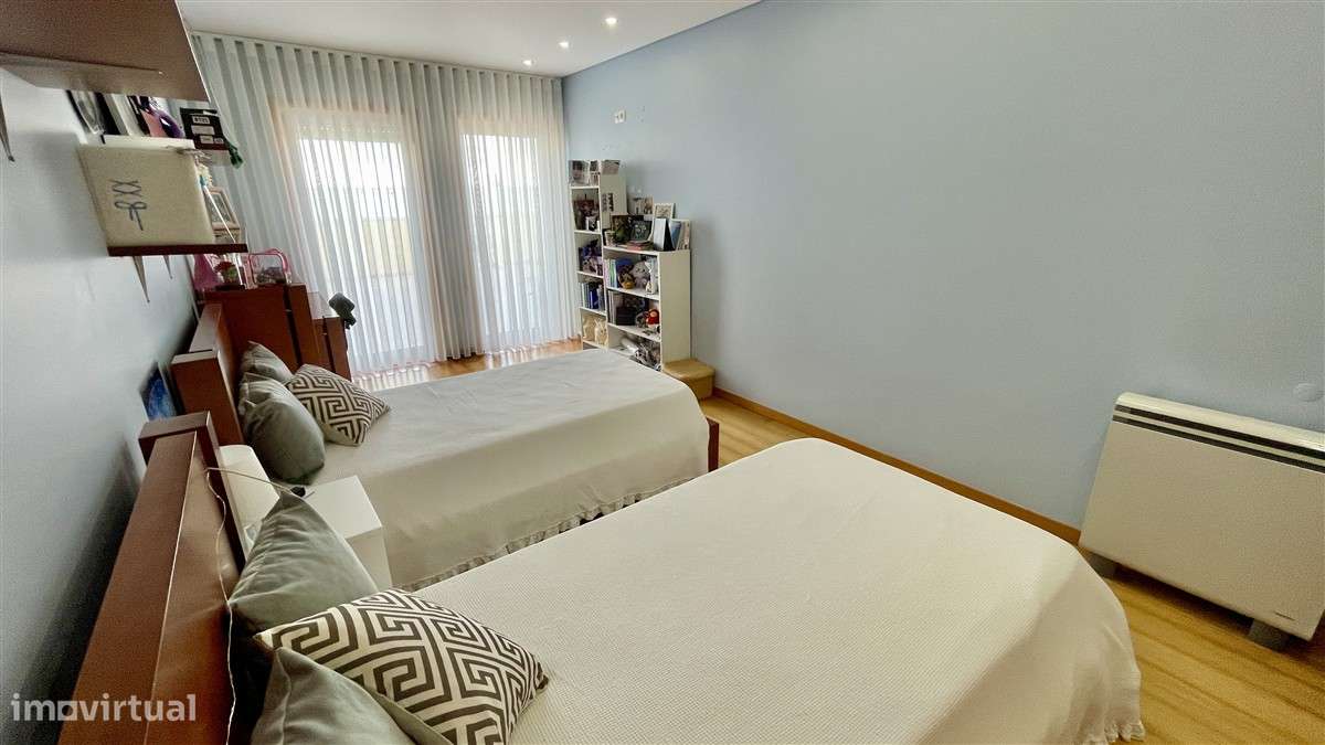 Andar de Moradia T2-Aver-o-Mar-Terraço-garagem fechada-20