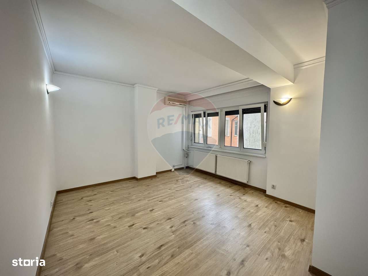 Casa / Vila cu 7 camere de vanzare în zona Domenii - Imagine principală: 4/13