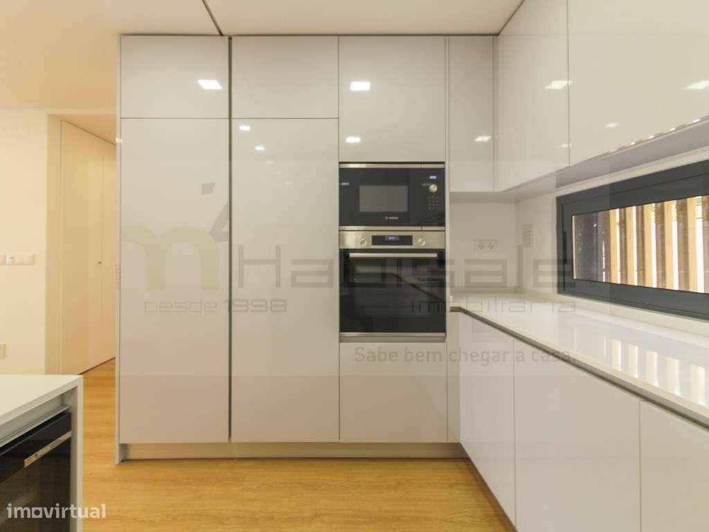 Moradia de Luxo com elevador, piscina e vista panorâmica, em Loures-16