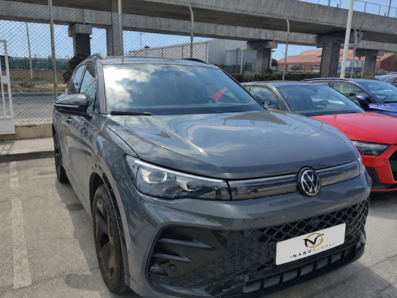 Volkswagen Tiguan III (2024-) 2.0 TDI SCR DSG R-Line 2025