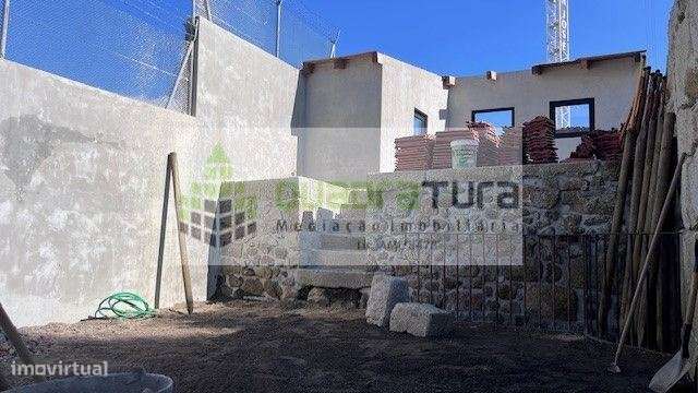 ESTÚDIO | C/ Terraço e Jardim | BONFIM-19