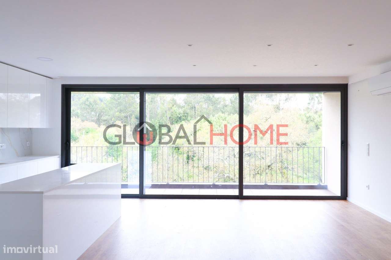 Moradia T3 Nova com Terraço e Piscina em São Pedro da Cova-9