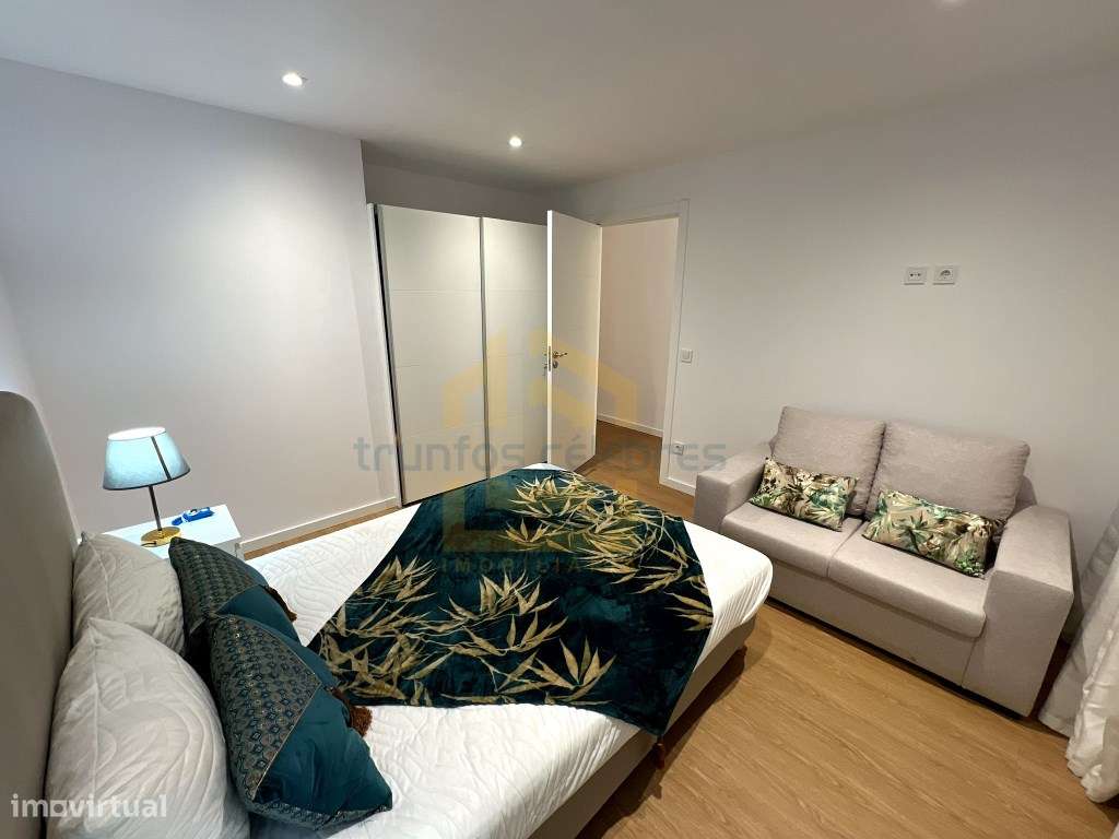 Apartamento T2 com Garagem | Design Moderno no Centro da Póvoa de V...-7