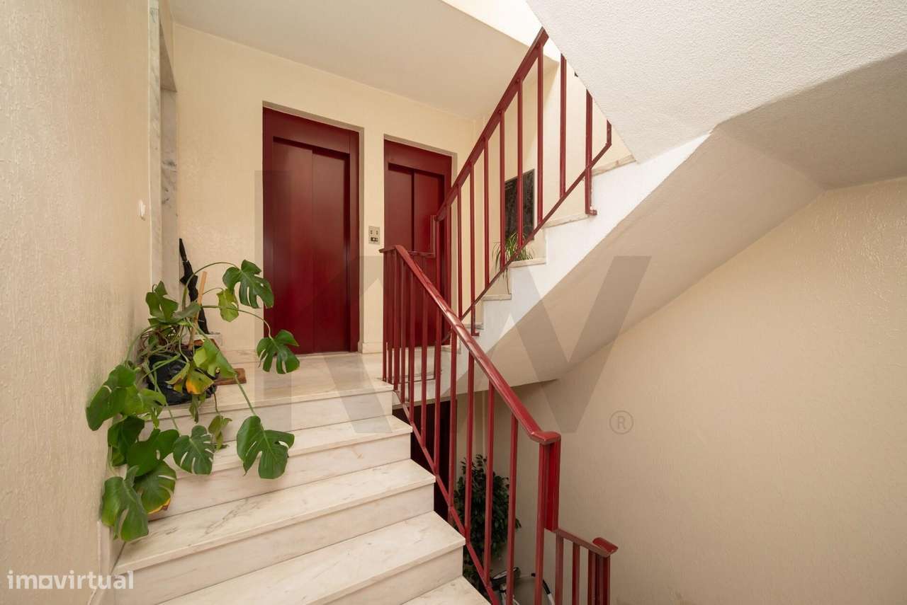 T1 pronto a habitar com estacionamento no centro de Campo de Ourique-24