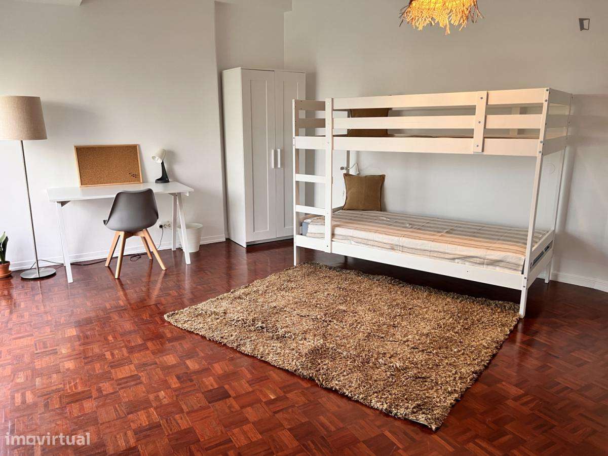 Quarto - localizado em Olivais Lisbon - Grande imagem: 3/10