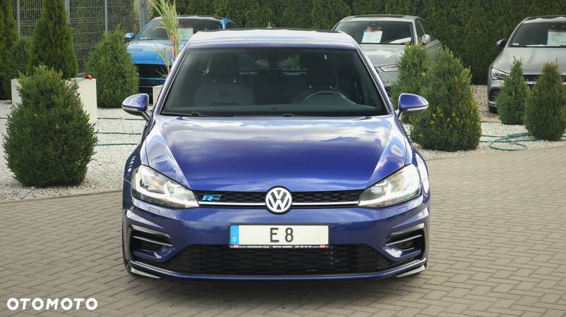 Volkswagen Golf - 9