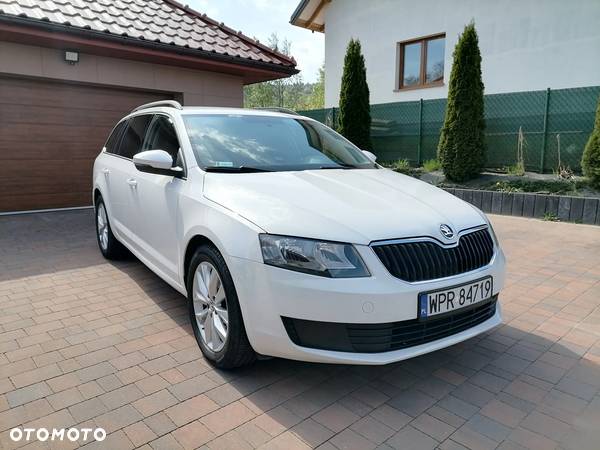 Skoda Octavia 1.6 TDI Active - 10