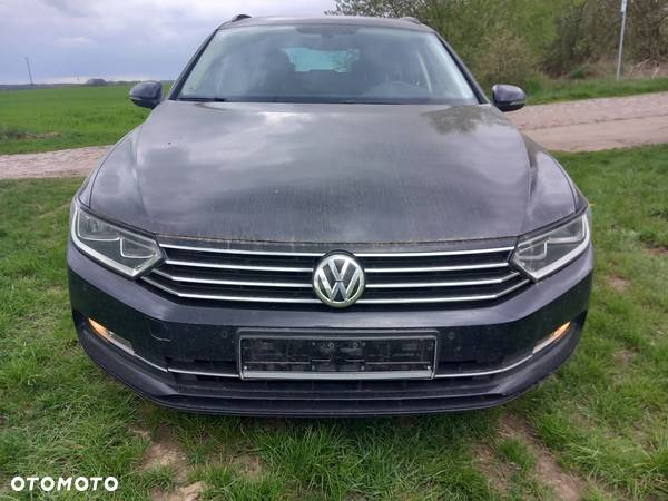 Volkswagen Passat Variant 1.6 TDI SCR DSG Comfortline - 11