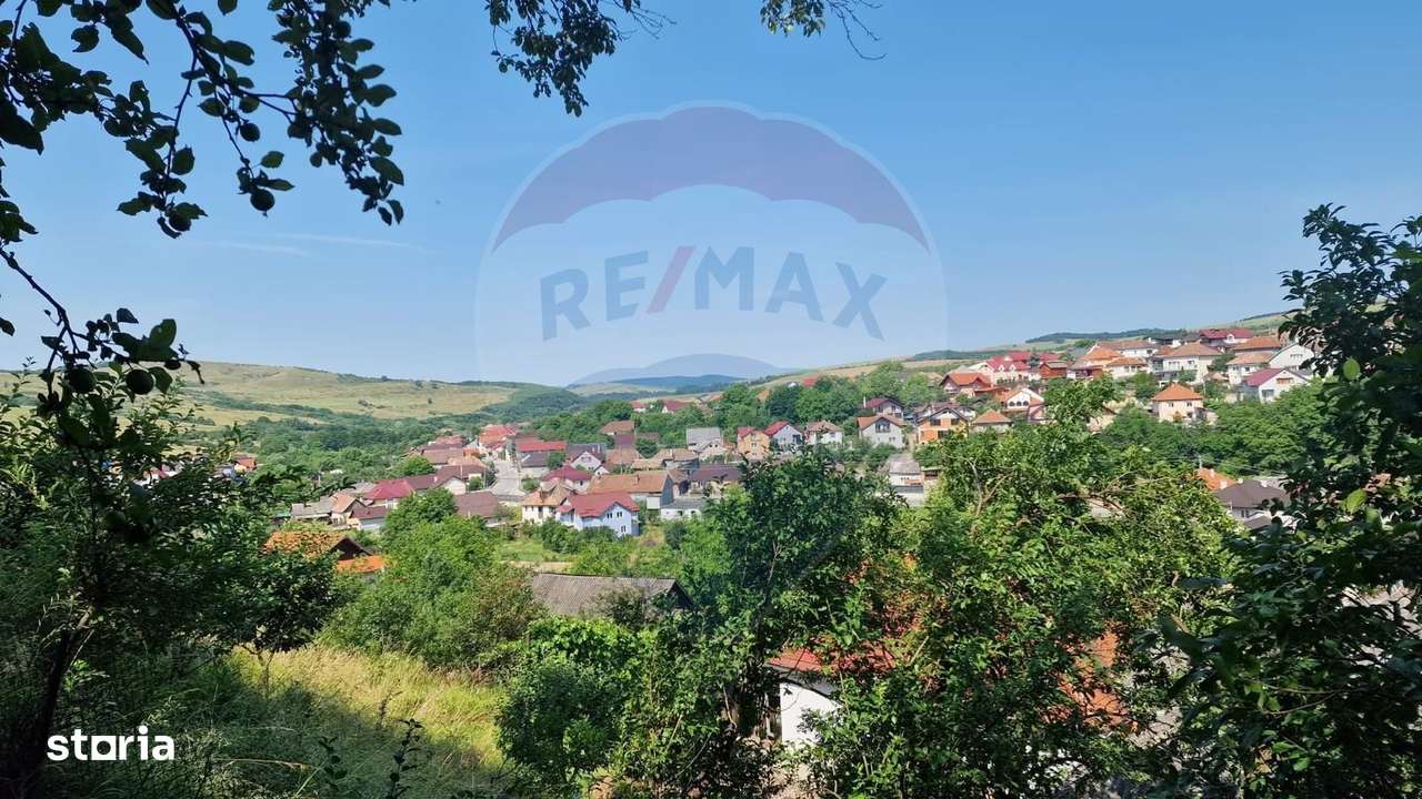 Casă cu 5 camere de vânzare în zona Central comision 0-19