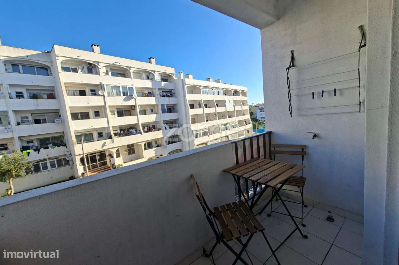 Apartamento T0+1 - Em condomínio com piscina. - Grande imagem: 2/20